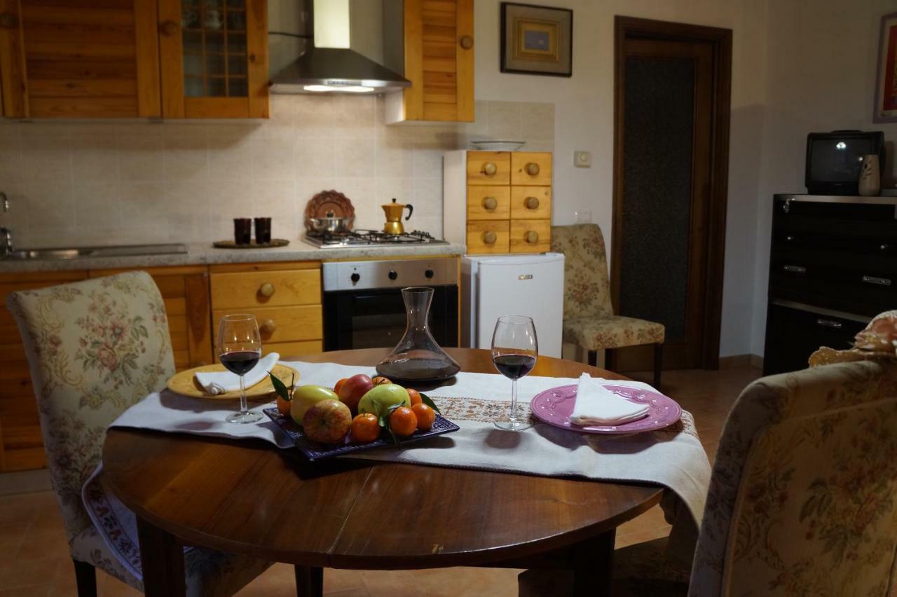 Frigino Agriturismo Pensionat Molino Abbadia Exteriör bild